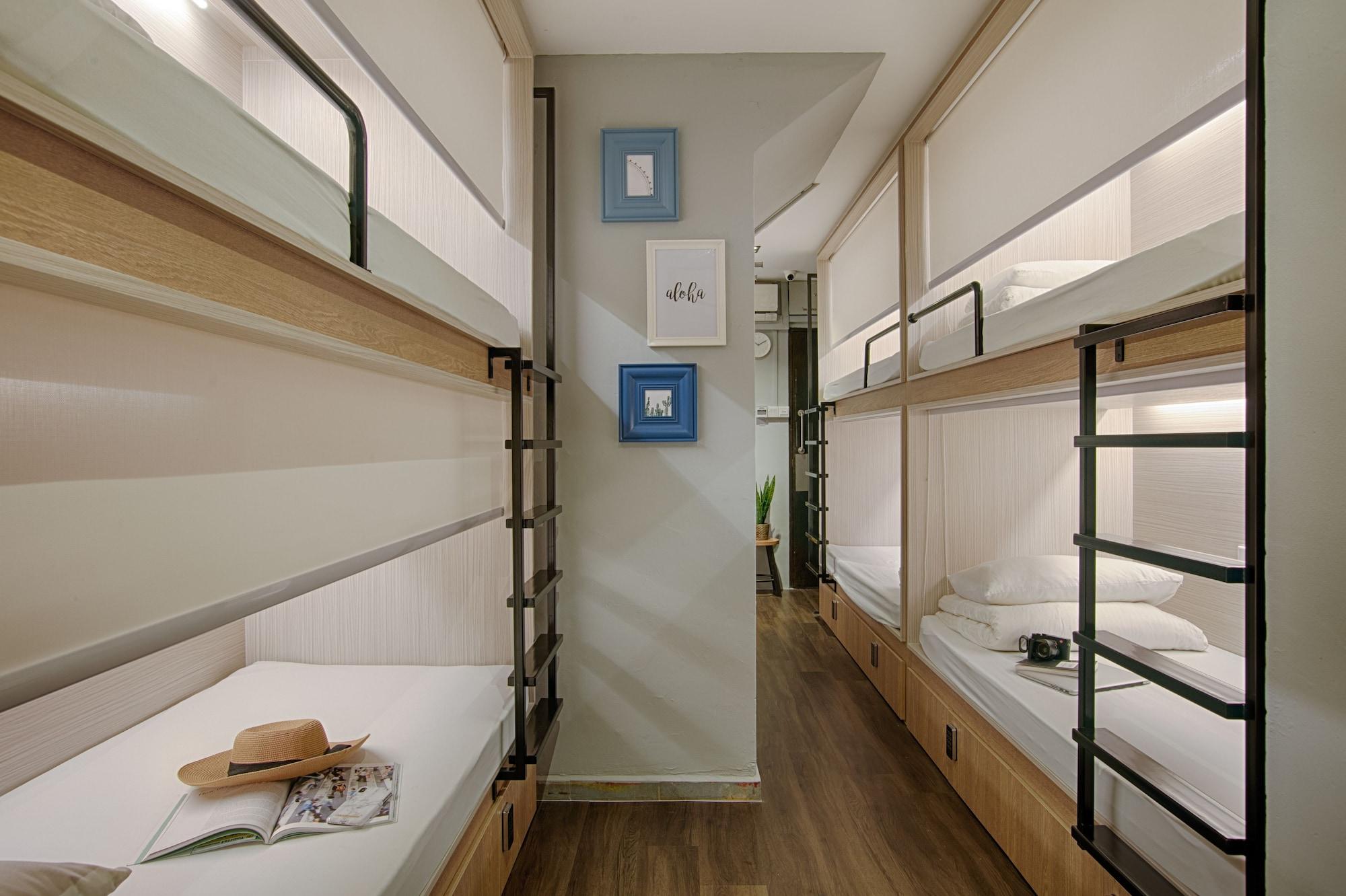 Quarters Capsule Hostel Singapore Exterior photo